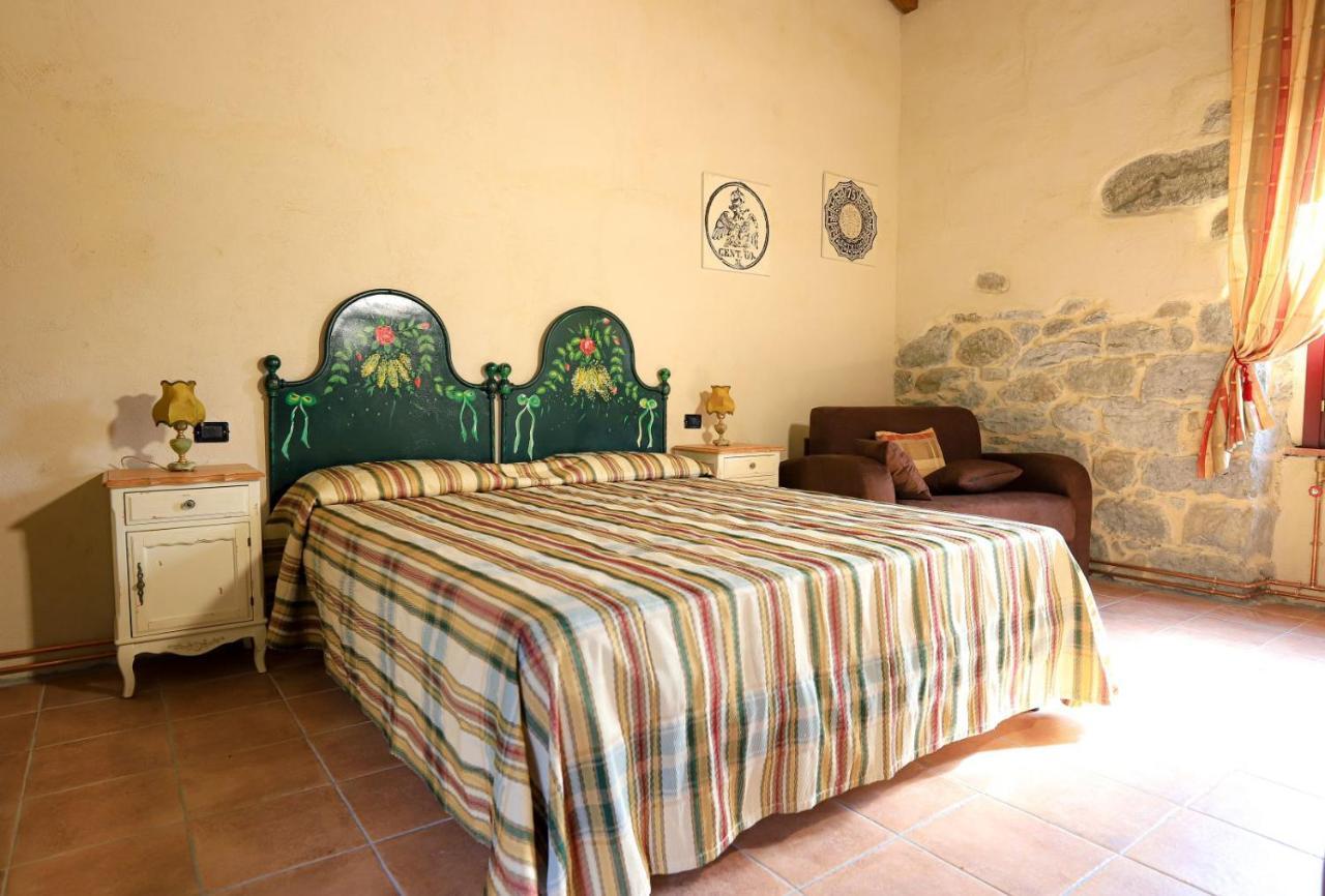 Agriturismo La Cascina Dei Chicchi Bagnone Exterior photo