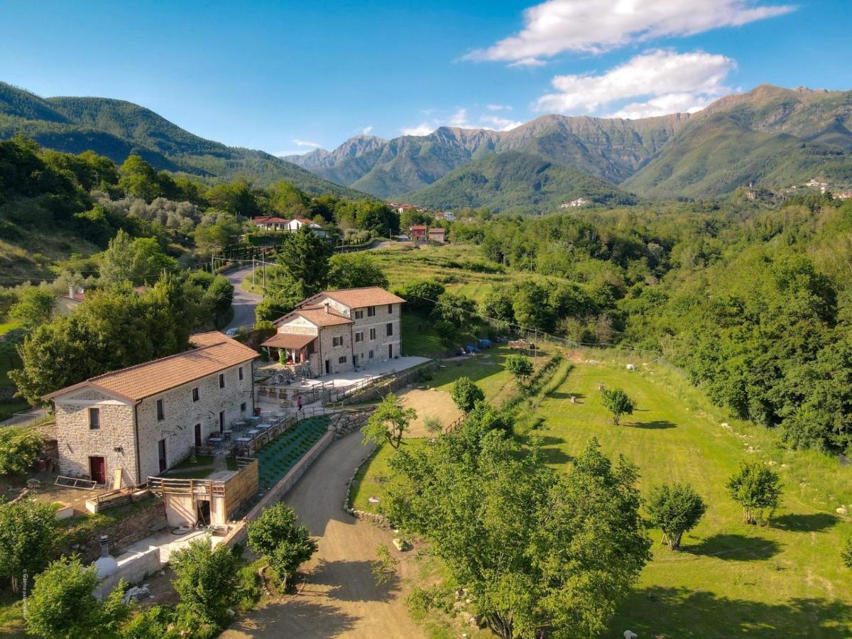 Agriturismo La Cascina Dei Chicchi Bagnone Exterior photo
