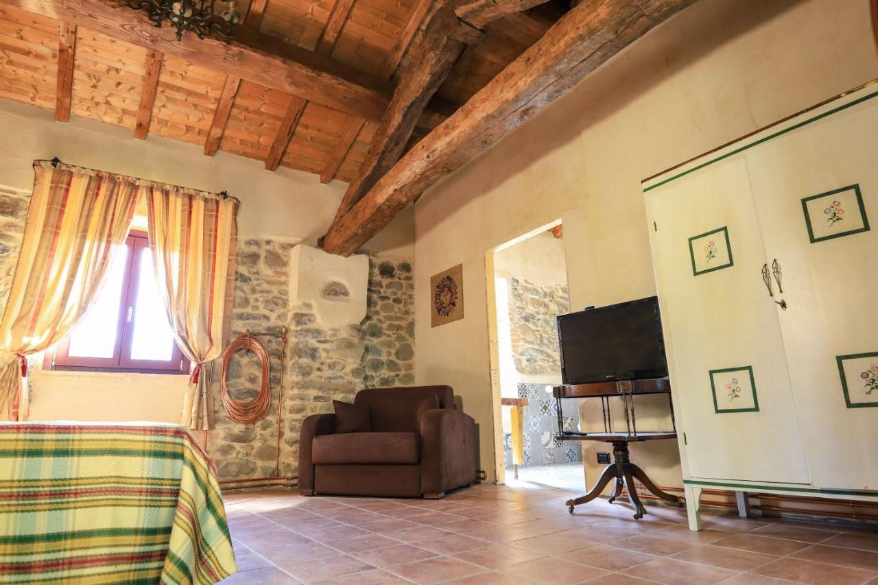Agriturismo La Cascina Dei Chicchi Bagnone Exterior photo